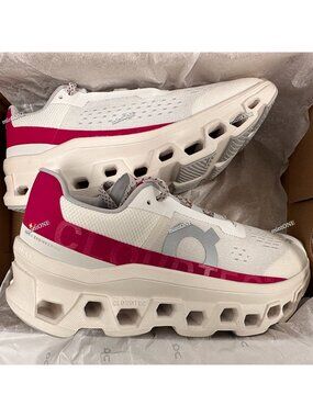 NEW On Cloudmonster Road Running Sneakers size 7